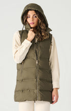 Load image into Gallery viewer, HOODED PUFFER VEST
