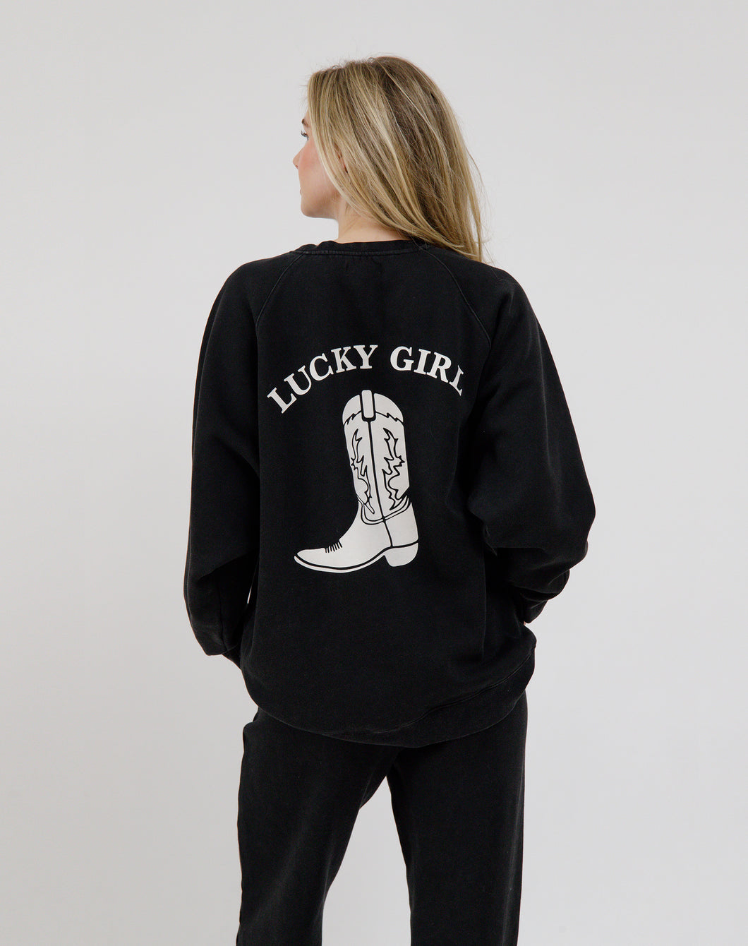 LUCKY GIRL CREW